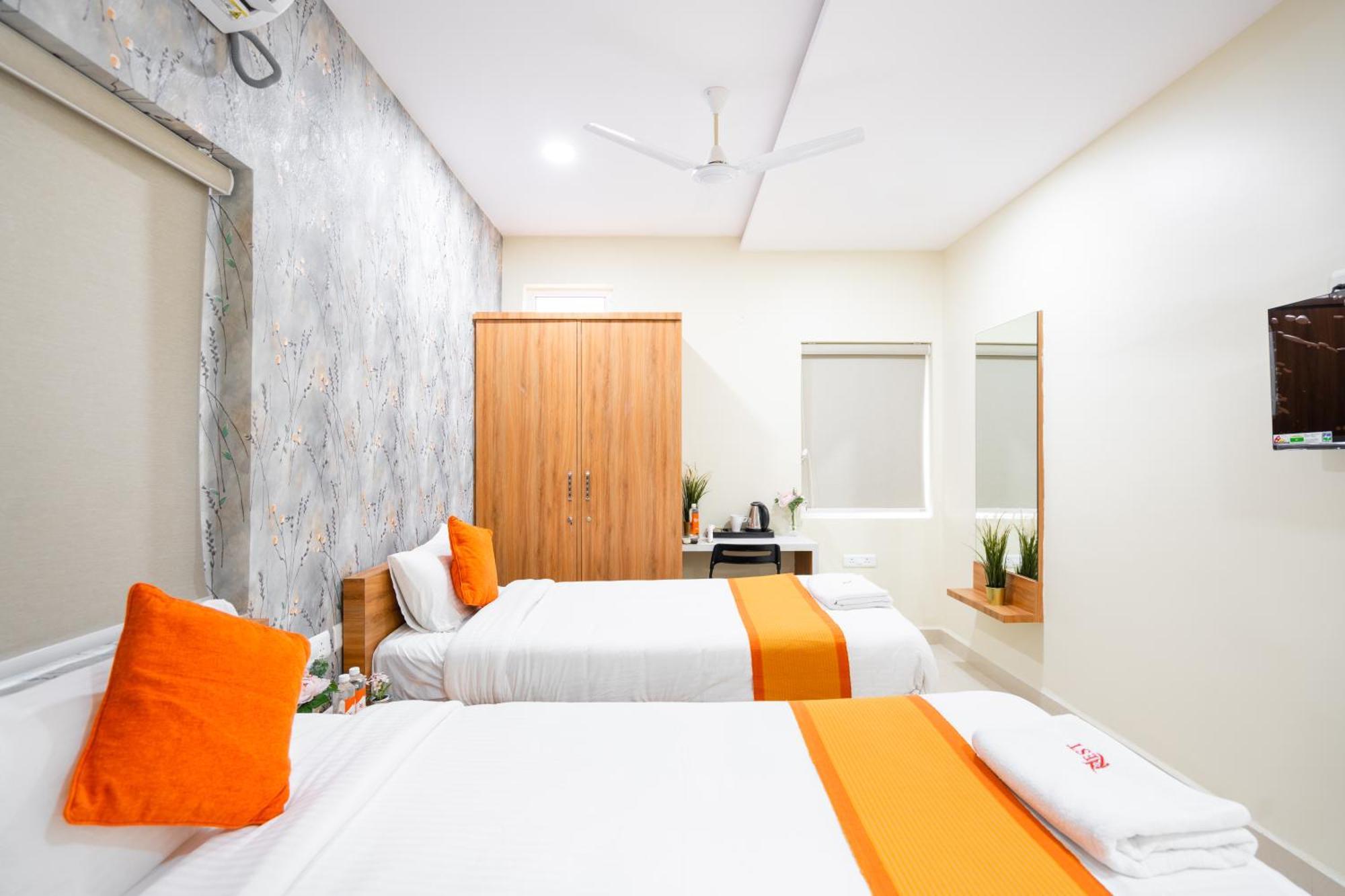 Iris At Nest Hotell Hyderabad Exteriör bild